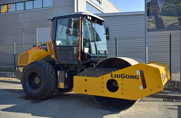 LiuGong 6612F